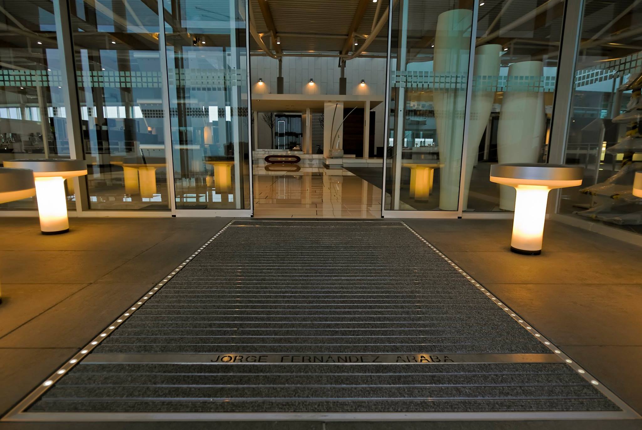 Trenutno pregledavate Kvalitetni ulazni otirači! Ogledalo svakog poslovnog prostora..