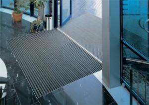 Pročitajte više o članku Otirači EMCO – Idealni za prometne prostore